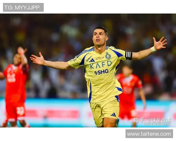 全球足球巨星的崛起与变迁影响力分析探索球员们的职业生涯与球场成就