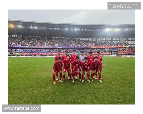 足球守门员传奇之路:世界级守门球星精彩瞬间集锦 足球守门员传奇之路:世界级守门球星精彩瞬间集锦