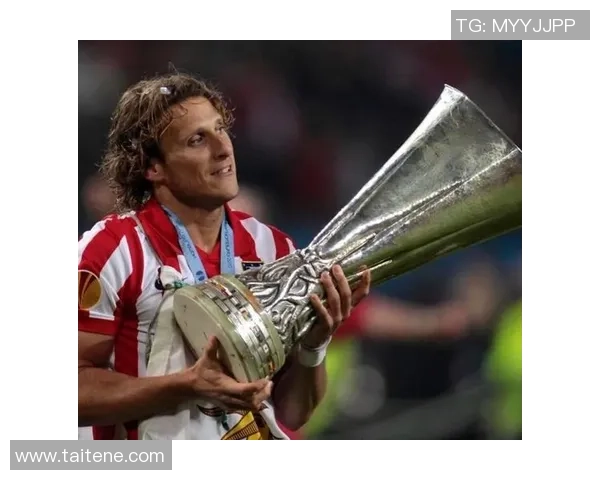 天秤座足球球星盘点：这些足球巨星在赛场上闪耀光芒